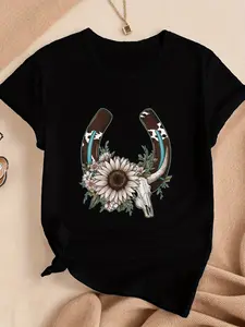 Western Horseshoe Skull Sunflower Graphic Tee Shirt - Vintage Boho Country Style Soft T-shirt, Casual Crew Neck Summer Breathable Top - Ideal Gift for Cowgirl, Rodeo Fans, Country Music Lovers, and Western Enthusiasts for Any Occasion