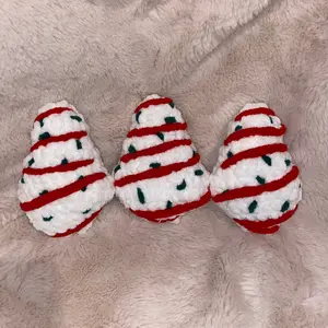 Christmas Tree Cake Plushie, Crochet Christmas Tree Cake Stuffie, Handmade Amigurumi, Christmas Gift Idea