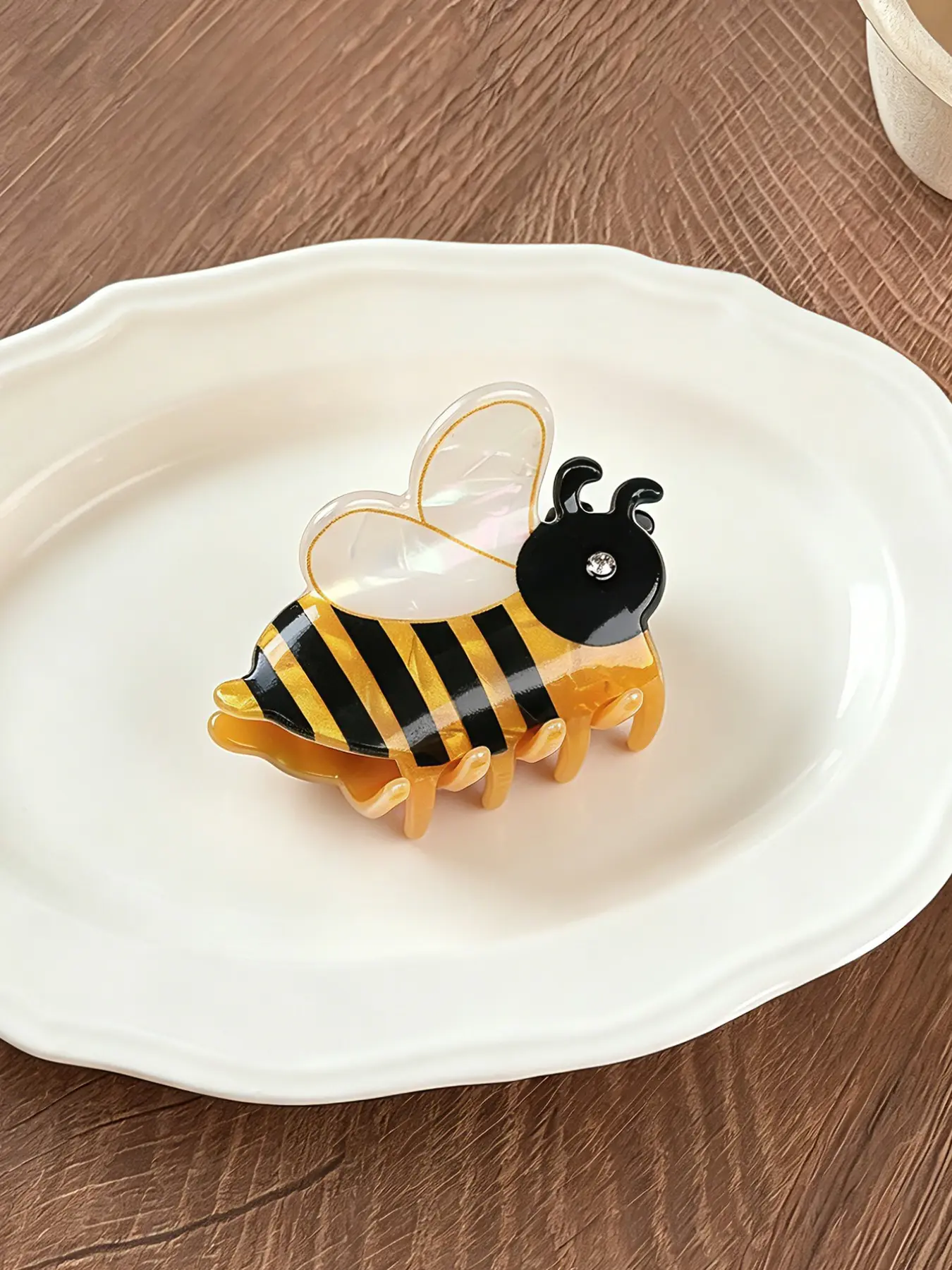 Cute Acetate Insect Bee Hair Claw Clip, Back-Of-Head Half Ponytail Holder, Shark Clip Hair Accessory, 1pc Fashionable Hair Styling Tool