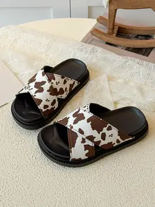 Children Leopard Print Cross Strap Sandals, Soft Sole Anti-Slip Thick Bottom, Unisex Summer Casual Shoes, Wide Fit, All Seasons