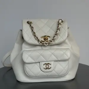 Pre-owned leather Backpacks Chanel Small Duma Pockets Drawstring Backpack White