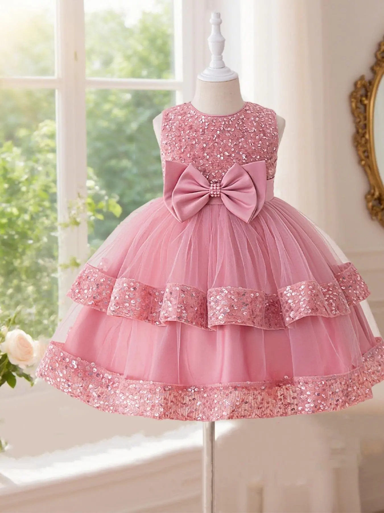 Sequined girls dress suitable for birthday party piano party birthday photo photography Floral Pattern Dress, Birthday Dresses