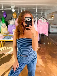 Lucy navy Top