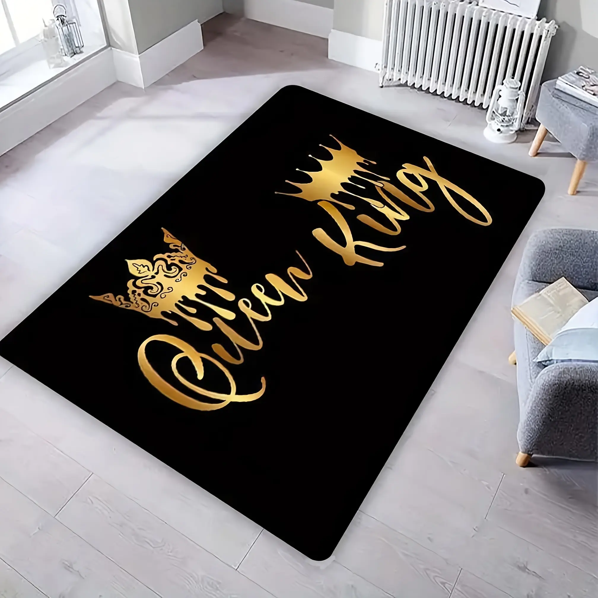 1 Piece Queen and King Crown Pattern Soft Non-Slip Rug - Black with Gold Cursive, Durable Polyester Fiber, 480g, Thickness 0.39inch , Perfect for Living Room or Kitchen Decoration, Kitchen Rug