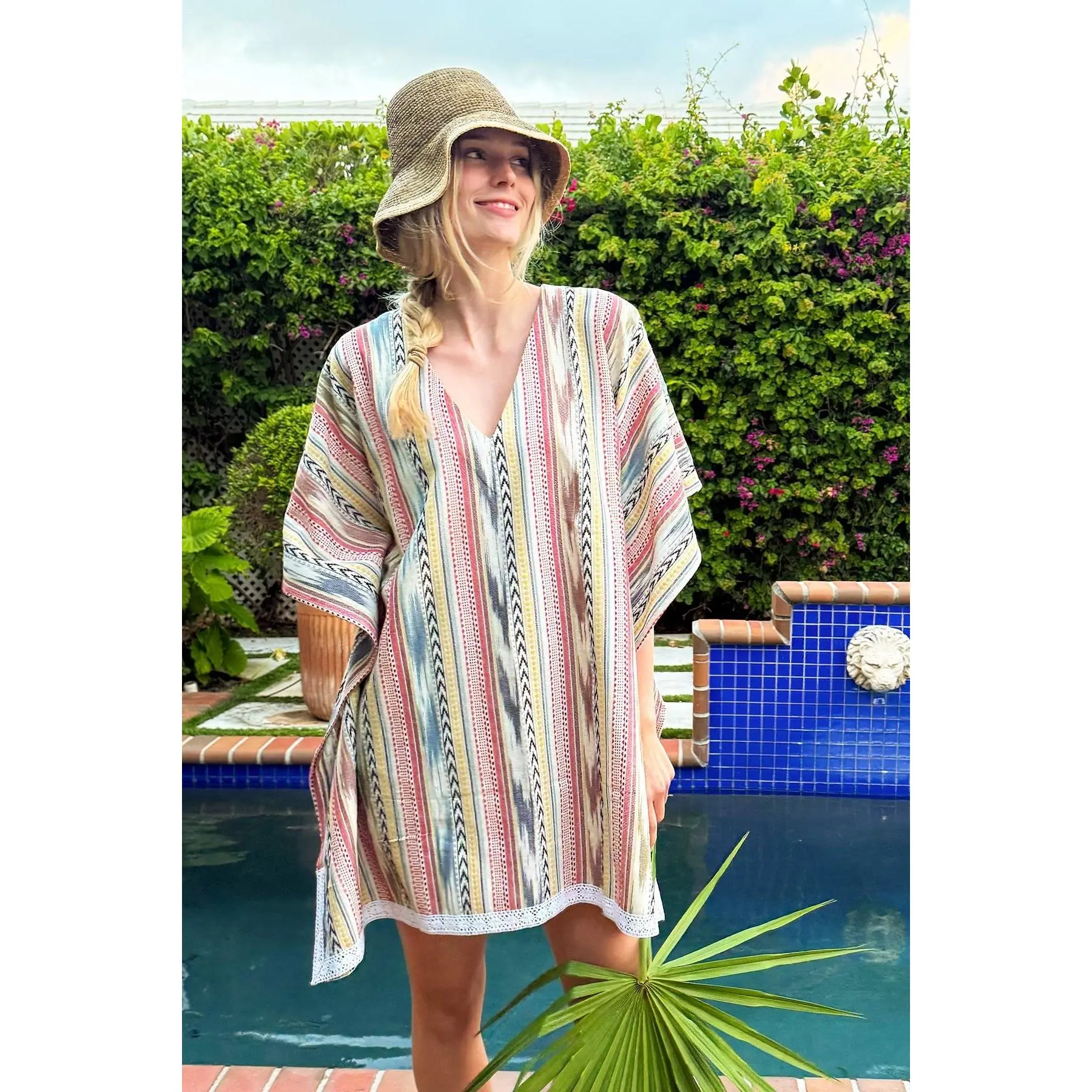 V-Neck Beach Kaftan Short | Cap Ferrat Ikat Stripe