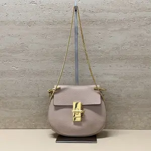 Pre-owned Chloé Leather Shoulder Bags 7.8'' R2559 Shoulder Bag C1859745771 0319 T1 Qiqi