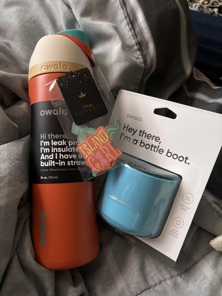 Item: Moana, 24oz, FreeSip