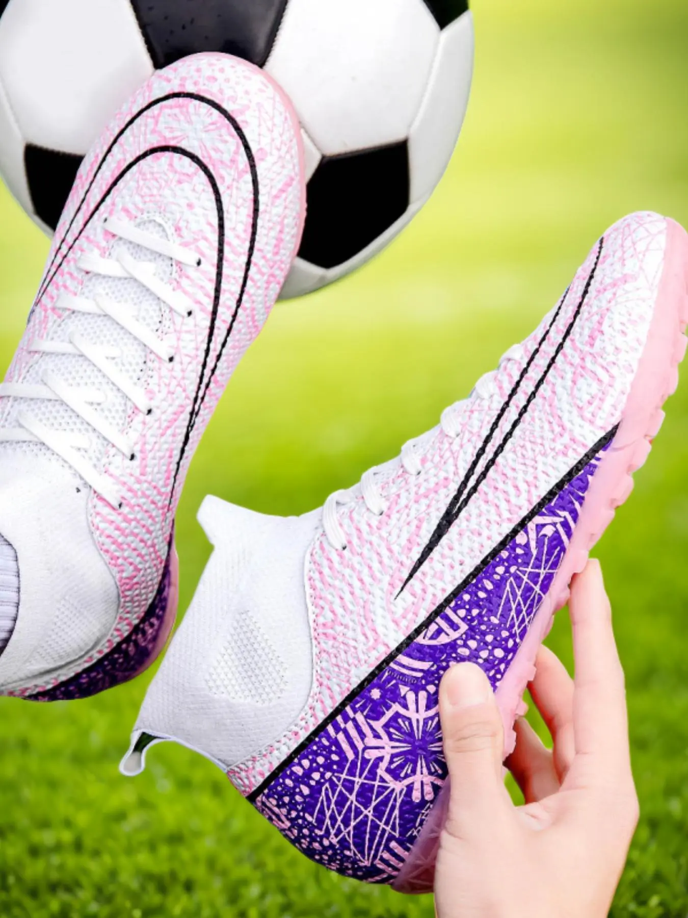 Men's Sporty Lace Up Soccer Shoes, Comfortable Breathable High Top Football Shoes, Professional Training Shoes, Football Boots for All Seasons
