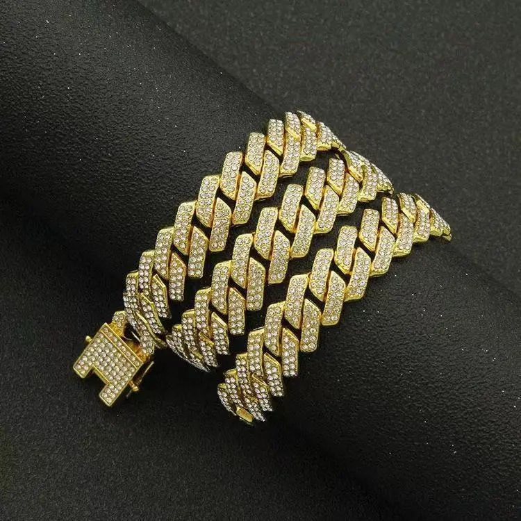 Golden chain 22 inches