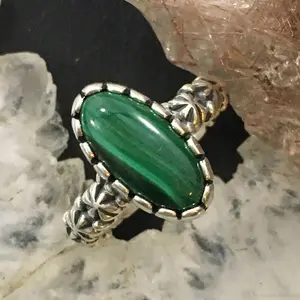 Carolyn Pollack Sterling Silver Elongated Oval Malachite Decorated Ring Size 8 For Women