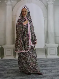 2026 New Middle Eastern Muslim Women's Hooded Comfortable Breathable Prayer Dress, Fashion Print Long Robe Set, Loose-Fit All Seasons