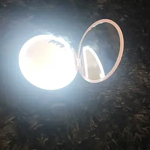 Product Review of Portable Foldable Makeup Mirror, 1 Count Glam Travel Makeup Mirror with LED Light, Compact Mirror for Women, Pocket Size Makeup Tools, Travel Hand Mirror from L**y 🖤**️