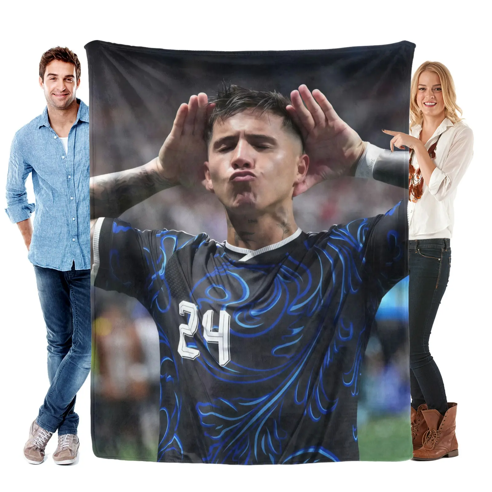 Enzo Fernandez Argentina No.24 Flannel Blanket Football Star Photo Print Soft Plush Soccer Throw Cozy Blanket for Bed Sofa Couch Game Room Decor Birthday Holiday Gift for Sports Lovers