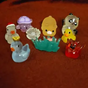 50/100pcs Hybrid Luminous Glow-in-the-Dark Mini Animal Party Decorations, Luminous Duck, Dolphin, Frog, Rabbit and Tortoise Sculptures, Plug and Play, No Electricity Required, Suitable for Garden, Party, Aquarium and Dollhouse Decoration