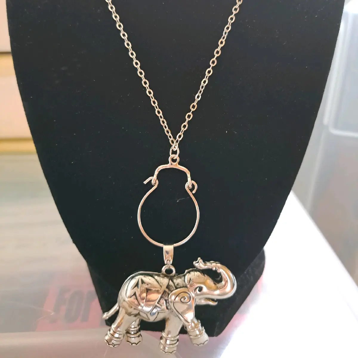 22" silver elephant necklace Female Anniversary Birthday pretty