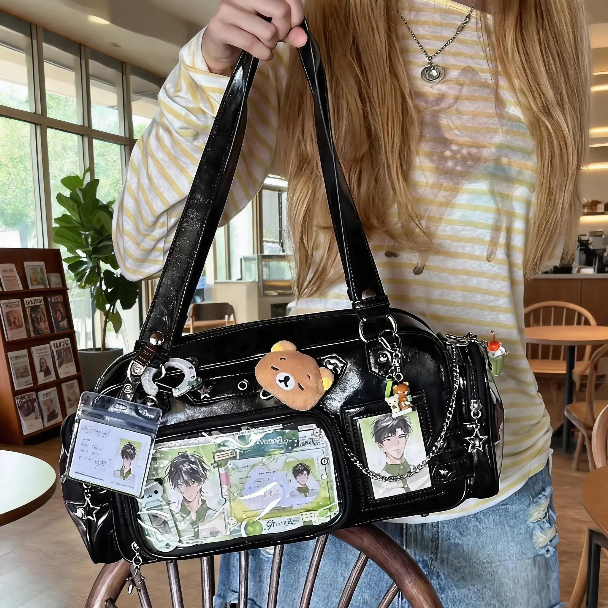 Y2K Black Patent Leather Ita Bag Large Capacity Clear Window Shoulder Handbag Cute Bear Charms Star Chain Card Holder Anime Photo Display Adjustable Strap Kawaii Harajuku Cosplay Messenger Bag For Teens Girls Anime Collectors