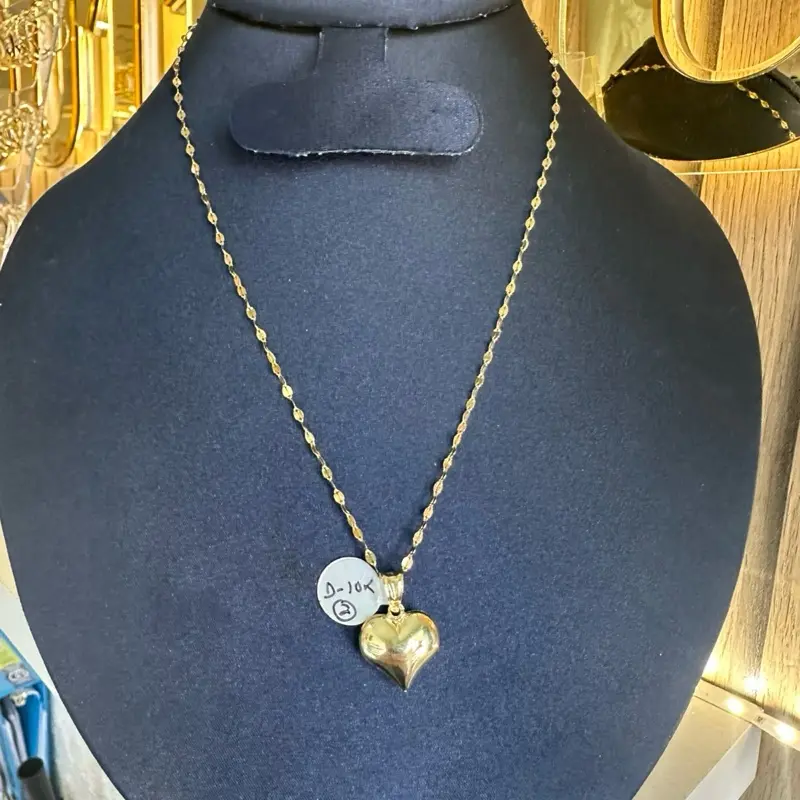 Cadena con dije corazón 10K