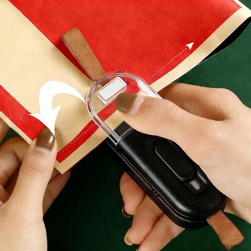 2-in-1 Handheld Heat Vacuum Sealer with Cutter – Portable Bag Resealing Machine for Plastic Food Storage Bags