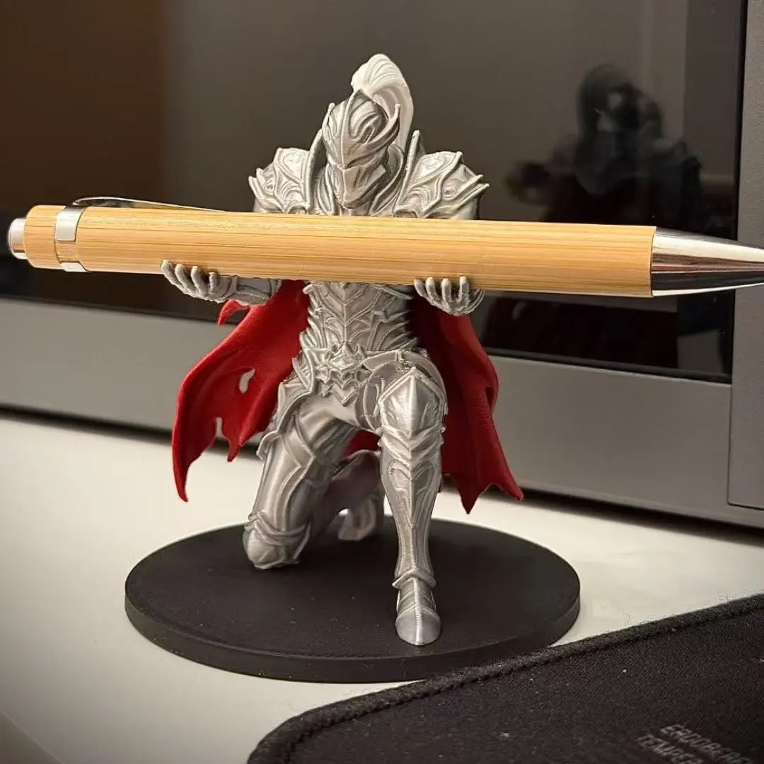 3D Printed Silver Knight Pen Holder - Desktop Storage Organizer for Office and Home Decoration