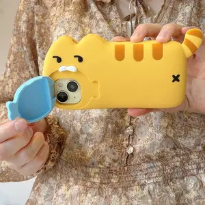 Cute Cartoon Kitten Kitty Eating Fish Cellphone Phone Case for iPhone 17 16 15 14 13 Shockproof Phone Accessory Back Cover Casing Protective Case Stand Silicone Soft Case Protection Accessories