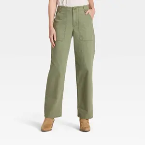 Women's Mid-Rise Straight Leg Cargo Pants - Universal Thread Green 8
