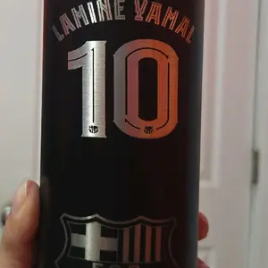 Barcelona Lamine Yamal 10 Thermos - Official FC Barcelona Player Edition Water Bottle