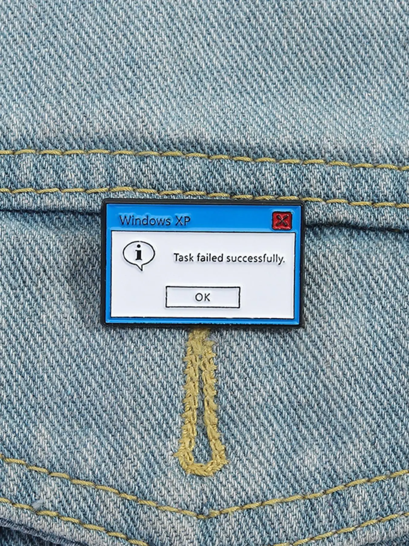Computer Error Popup Enamel Pin, Programmer Success Failure Badge, Alloy Brooch Pins for Stylish Accessories and Bags