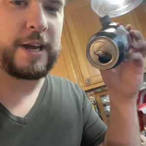 Product Review of The Krak'in 2.0 - Innovative Shotgun Tool with Built-in Funnel from M**t M**h **