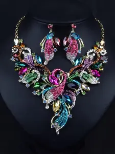 Exaggerated necklace, European and American luxury crystal flower short decorative necklace, collarbone chain paired with formal dress, grand banquet accessories