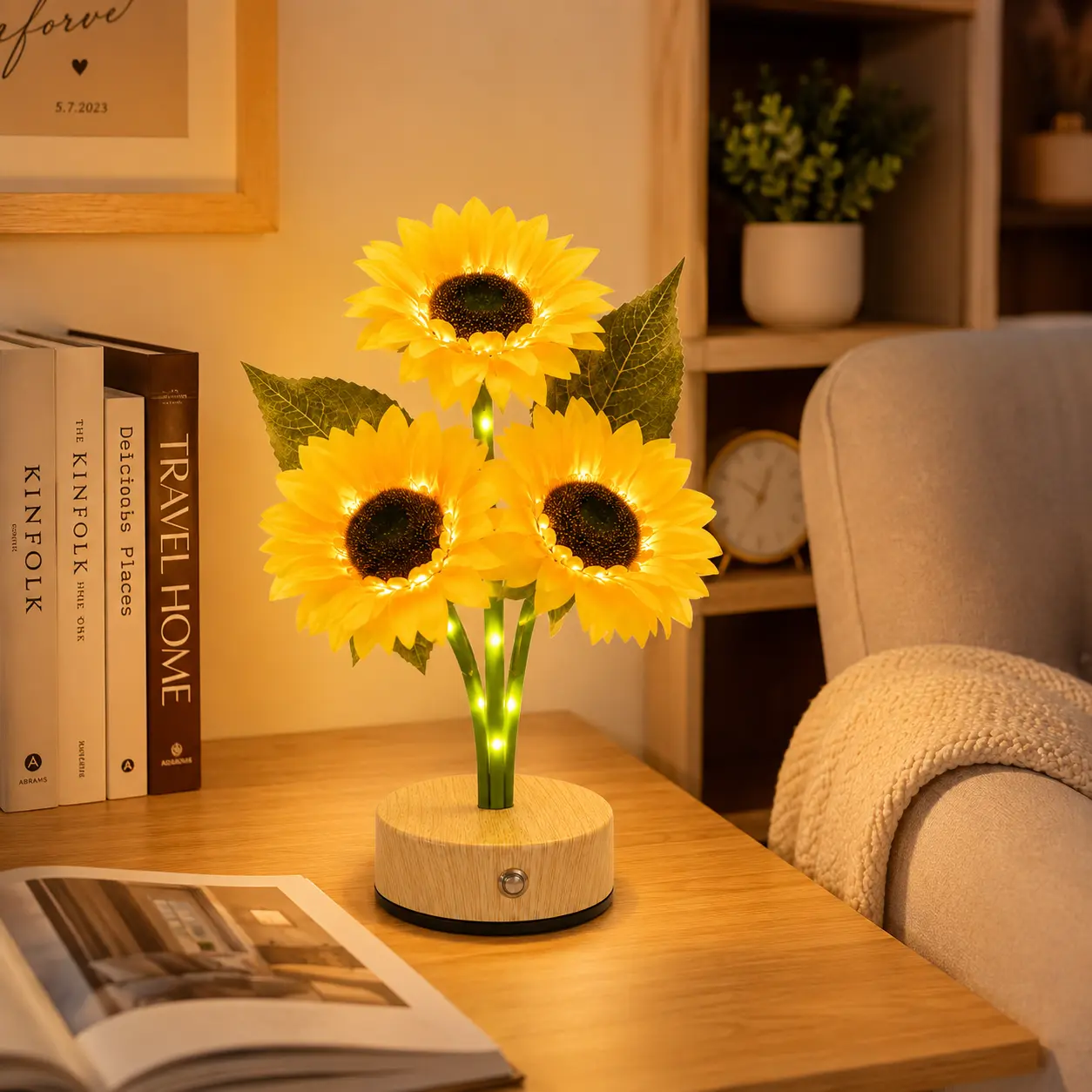 Rechargeable Sunflower Night Light, Dimmable LED Flower Table Lamp with Bendable Stems, Type-C Charging, Decorative Bedside Lamp for Bedroom, Living Room & Gifts