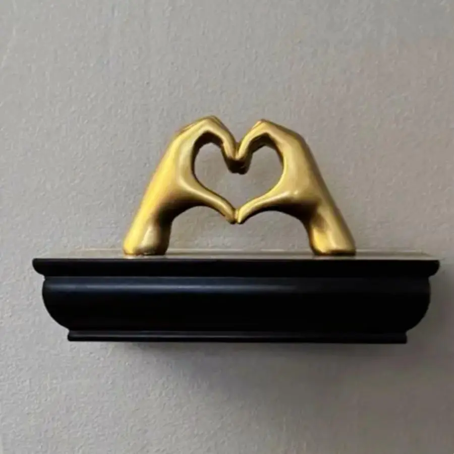 Hand Shaped Resin Ornament, 1 Count Modern Heart Shaped Statue, Home Decor for Living Room, Bookshelf, Desktop, Wedding, Party, Gifts For Boyfriend, D