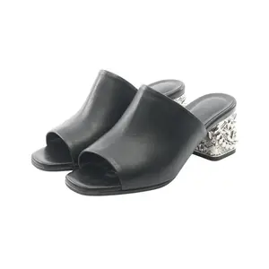 Pre-owned HERMÈS Other Small Leather Goods Hermes Glossy60 Chaine dAncre Leather Mules