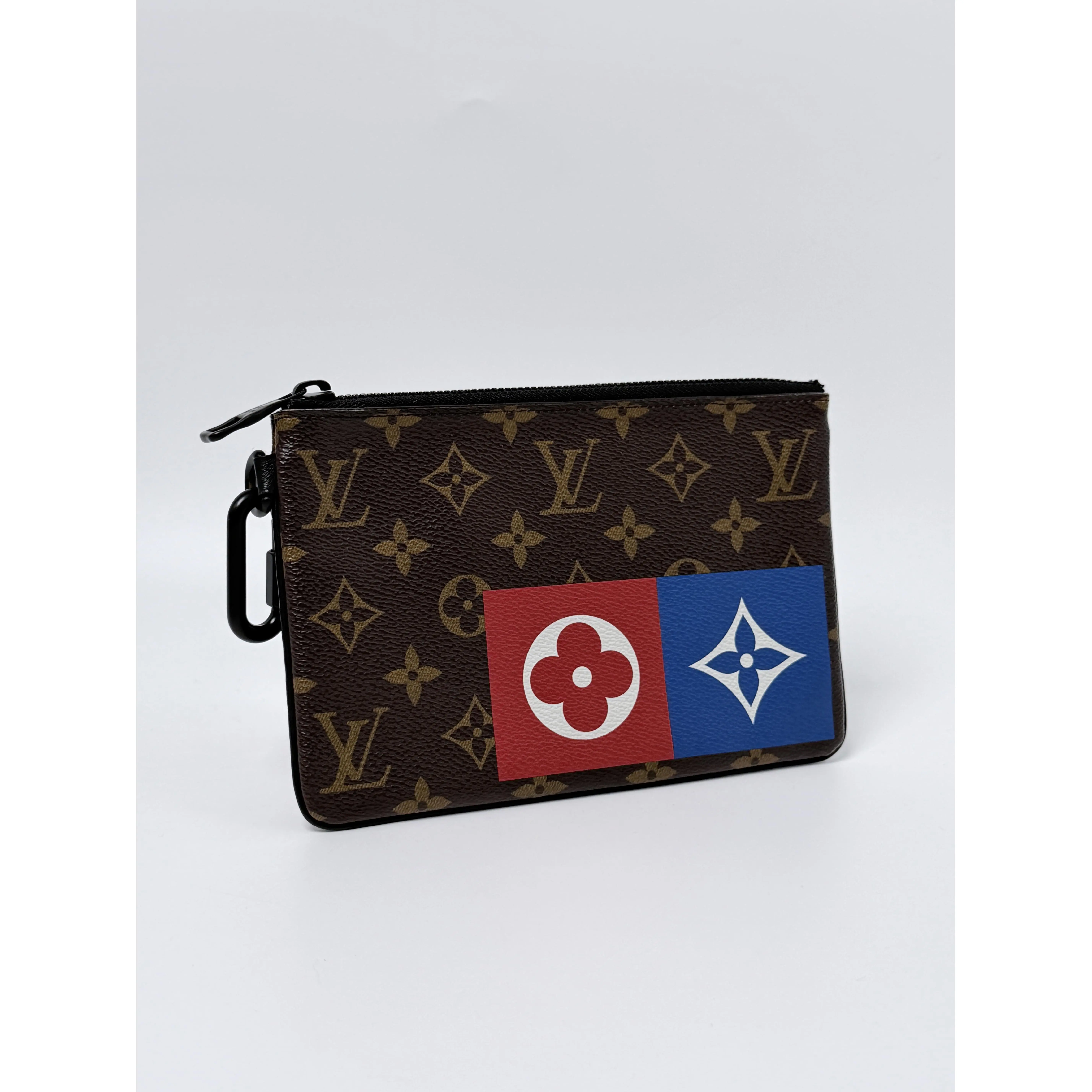 Pre-owned Louis Vuitton Monogram Coated Canvas Pouch / Clutch Monogram Canvas Pouch with Graphic Patch Detail JX219LV
