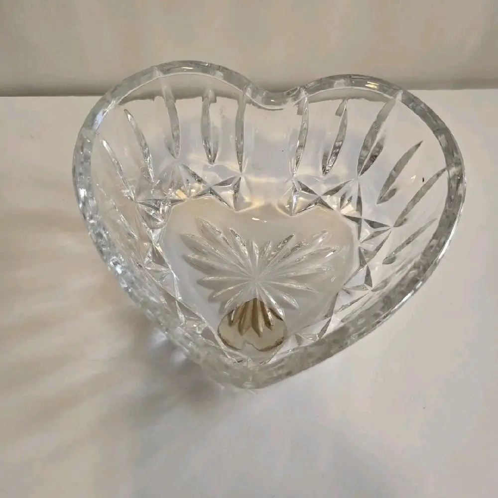 FTD Heart Dish 24% Crystal
