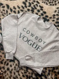 Cowboy vogue sweatshirt, Country Concert Wear, Cowgirl Fashion Outfits, Women's Tops, Western Boutique Rodeo Clothing, Vintage Graphic Tees for Women, Western Crewneck Sweatshirt, Hoodie, T-shirt Gift