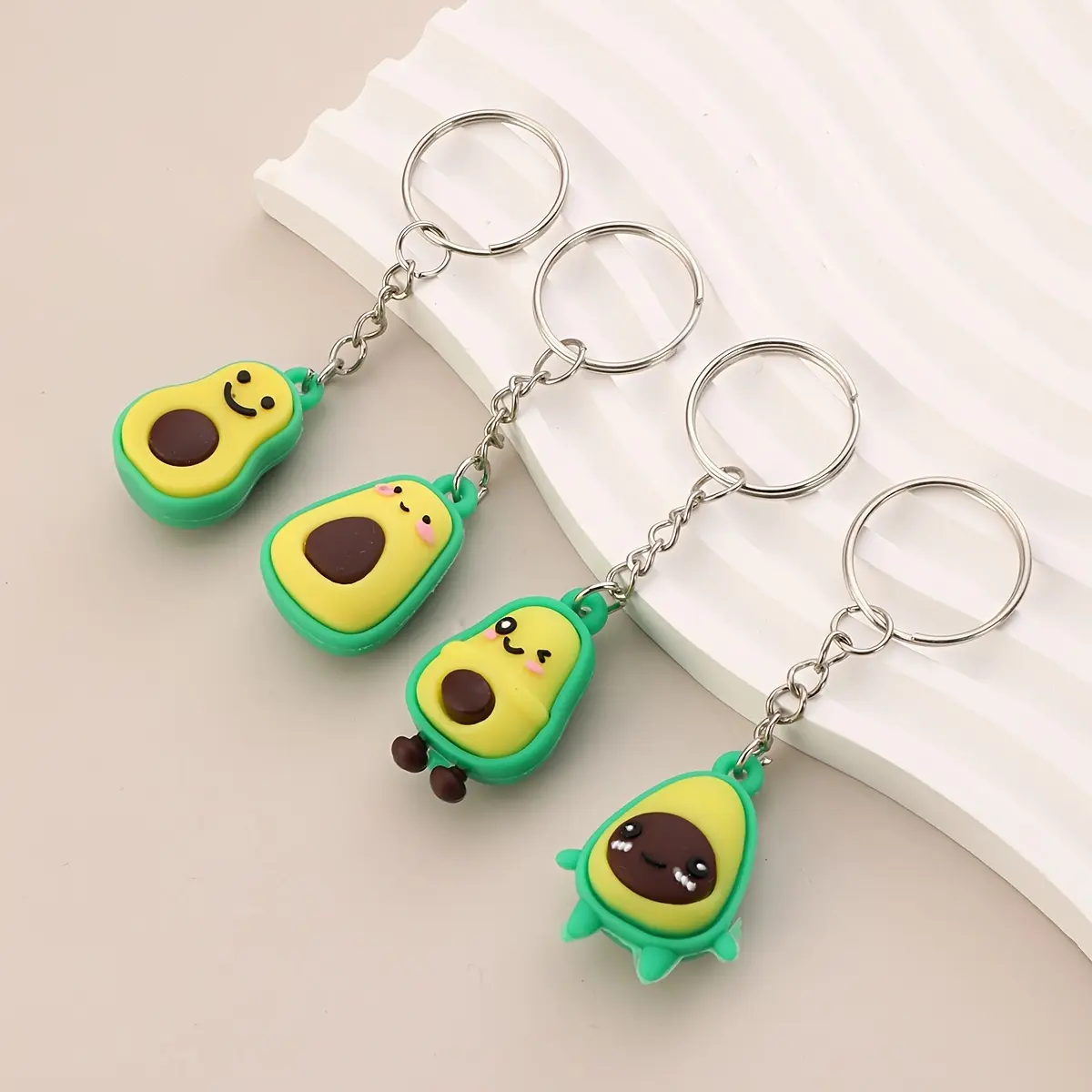 4/8Pcs Simulation Fruit PVC Avocado Keychain Key Ring Keychain Cartoon Pendant Homecoming Bag Key Accessories Small Gifts