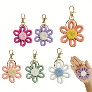 6pcs/set, Handmade Woven Macrame Daisy Keychains for Backpack Accessories, Ideal for Birthday Gift, Valentines Day Gift, Promotional Gift