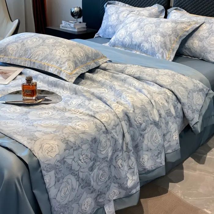Classic Tencel 4-Piece Bedding Set - Cooling Silk Feel, Smooth Texture, Lightweight, Breathable, Multi-Size for Single/Double Beds