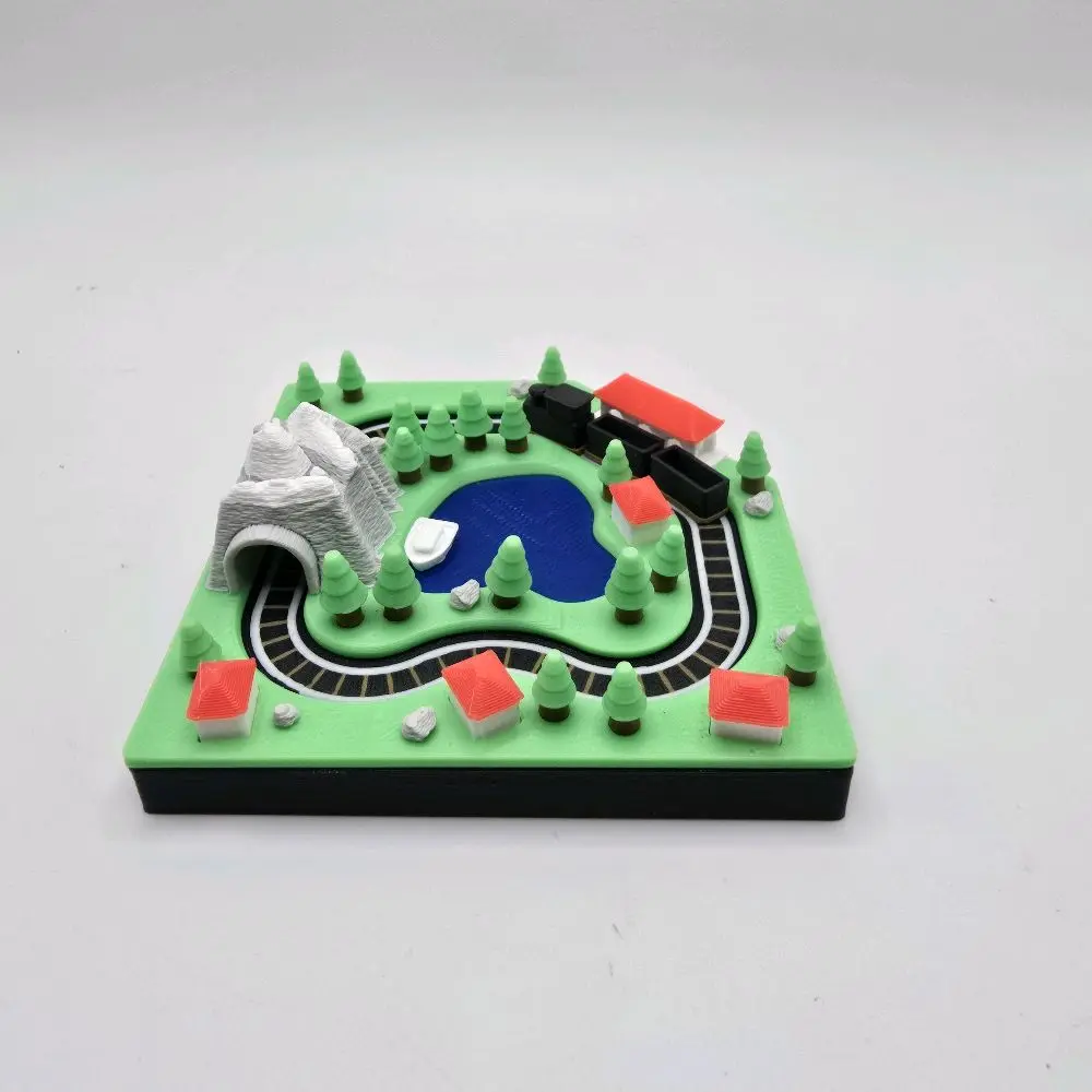 Mini Magnetic Train Diorama – Hand-Cranked Moving Train Display