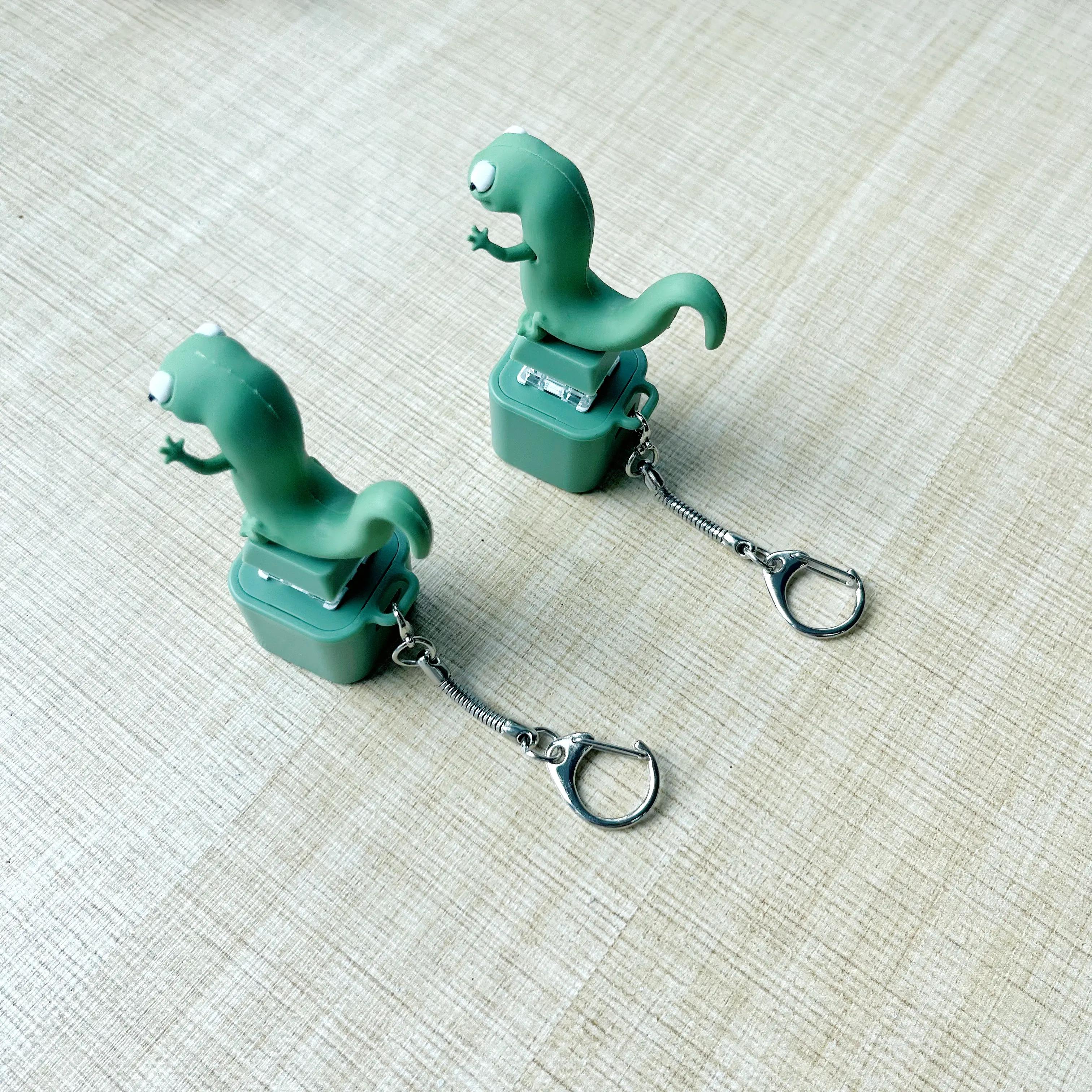 Lizard Keychain Sound Fidget Toys,Rechargeable Lizard Anxiety Relief Keychain Button Toy with Colorful Light & Sound, Fun Portable Anxiety Relief Toy