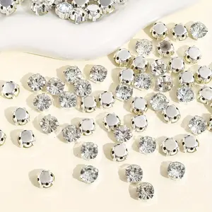 100/200pcs 3mm-8mm Round Shape Fancy Shiny Handmade Glass Sewing Crystal Hand Sewn Rhinestone Decoration Beads Flat Back With Holes Glitter Stones Gems DIY Accessories Sew On Stones Strass For Decorating Clothes, Dress, Bags, Shoes Rhinestone Embroidered