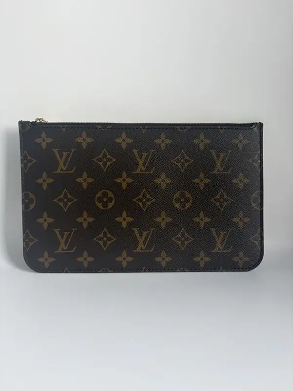 Pre-owned Louis Vuitton Coated Canvas Clutches & Wristlets Neverfull Pochette Monogram Clutches T10379983
