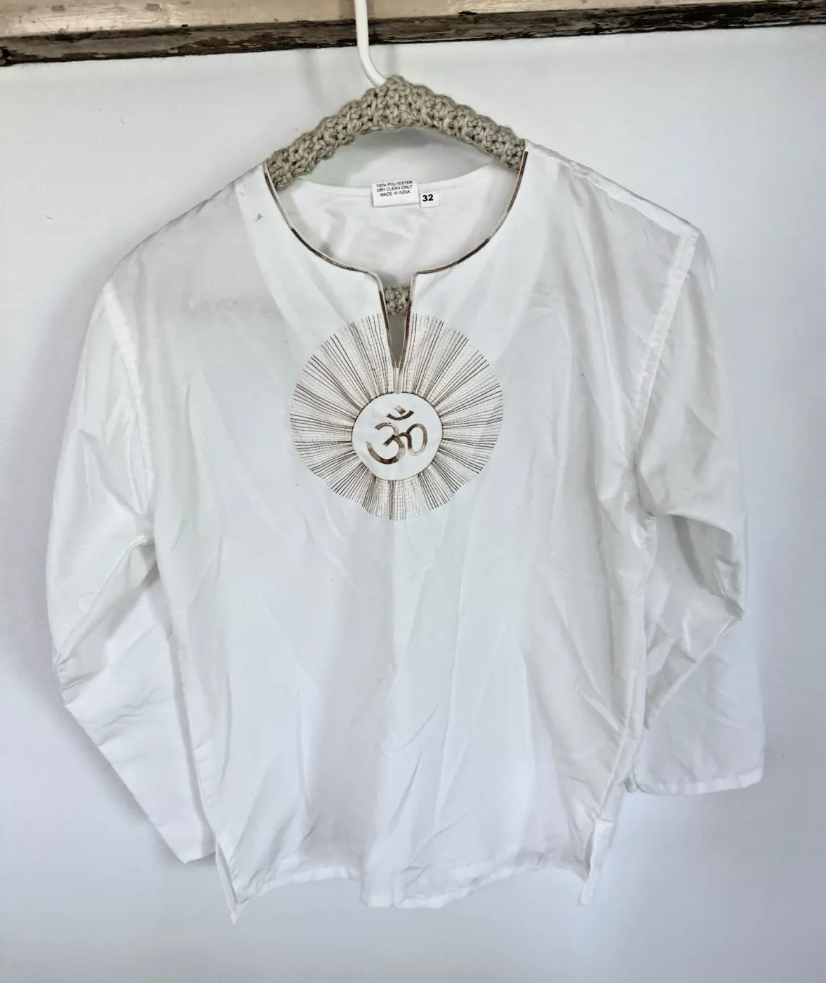 Priya’s Creation White Indian Spiritual Tunic Top Om Symbol Embroidery Size 32