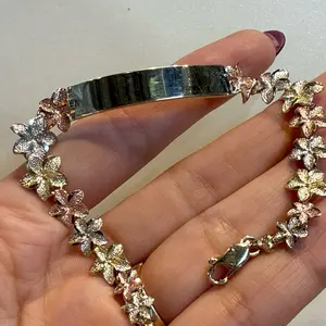 Tricolor 10 Karat Gold Hibiscus Bracelet
