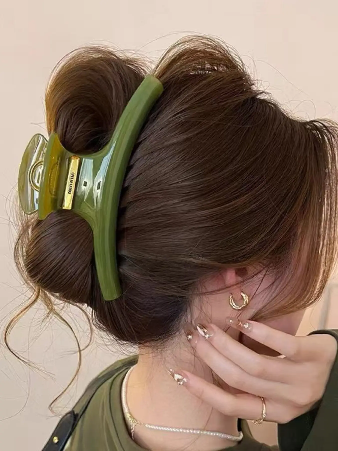 1piece Shark Grip Clip, Fashion Hair Accessories, 3 Gentle Colors, Strong Hold, Non-Slip, Perfect for Lazy Hair Styling, Suitable for Daily Commute