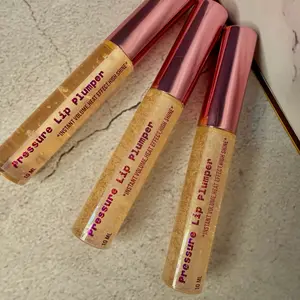 Pressure Lip Plumper - Instant Volume Heat Effect High Shine 10 ML for Enhanced Lip Look