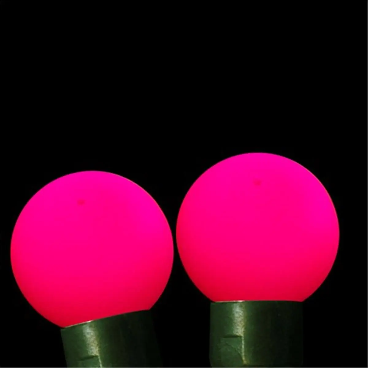 Kellogg Plastics 59301 0.75 in. Frosted Red LED Jingle Balls Decorative Lights, Indoor & Outdoor Holiday Christmas Decor