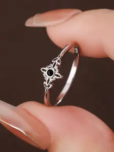 Vintage Silver Color Ring with Gemstone, Medieval Court Style, Unique Elegant Jewelry for Parties and Evening Wear, Vintage Rings Jewelry, Artificial Zircon Rings