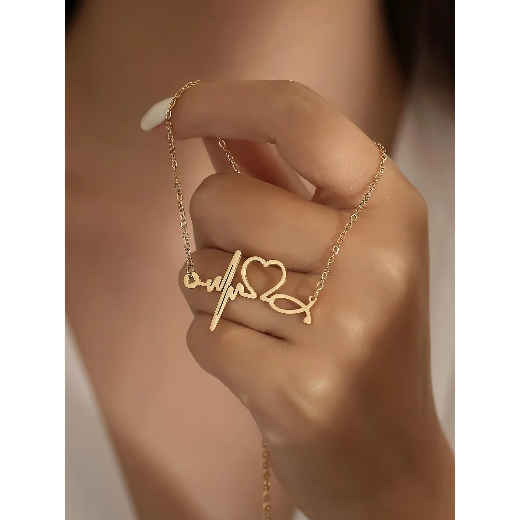 Stethoscope Heartbeat Pendant Necklace for Women, Elegant Casual Jewelry with Long Steel Chain, Fashion Accessory for Daily Wear, Geometric