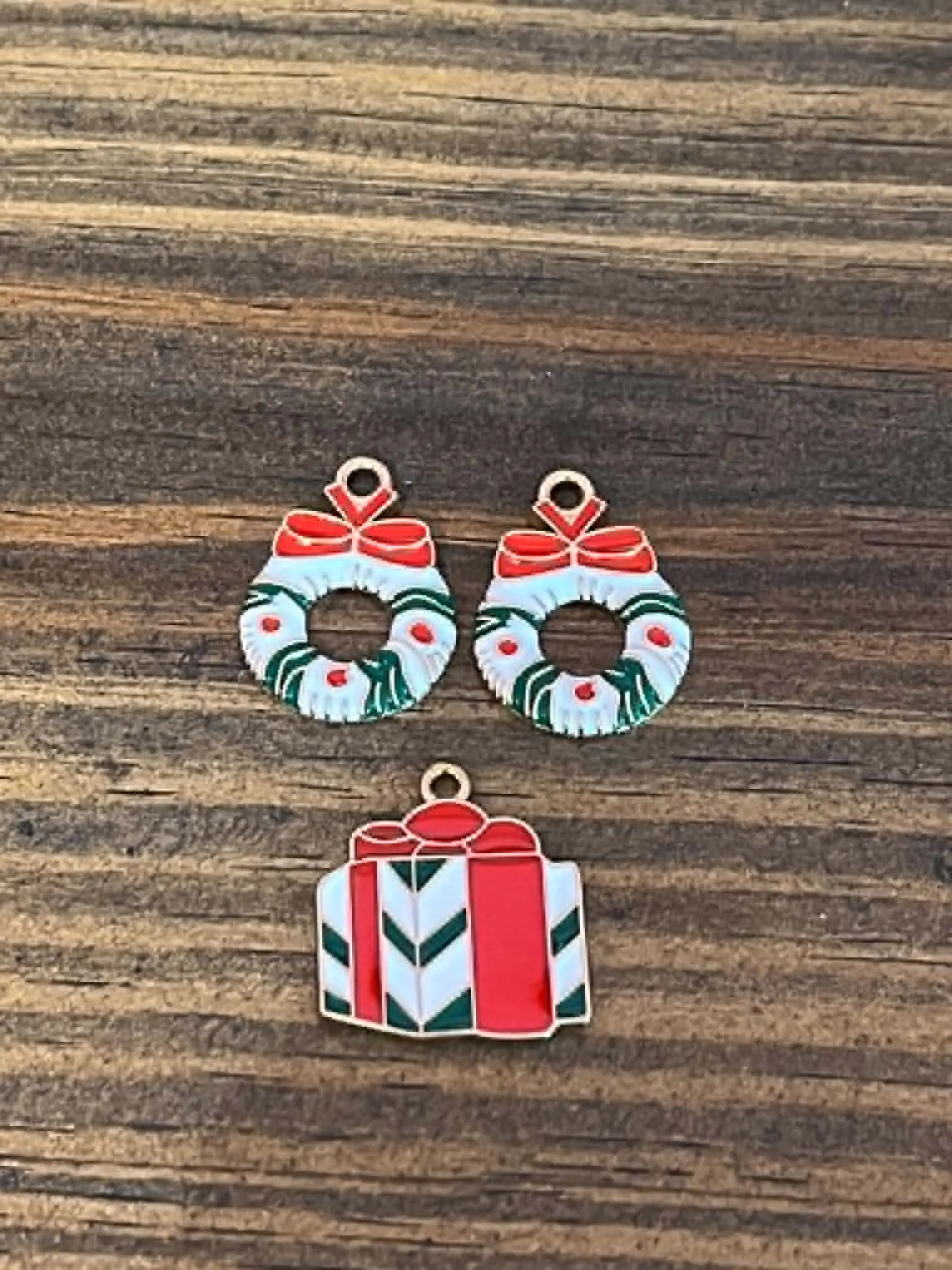 Wrapped in Christmas Cheer Jewelry Set